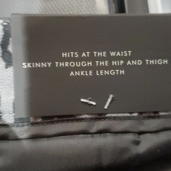 Banana Republic Black Gray Leopard Print Modern Sloan Skinny Ankle Pants Size 4 - Picture 6 of 8